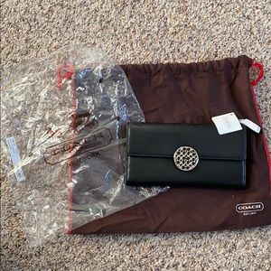 NWT Coach black leather wallet